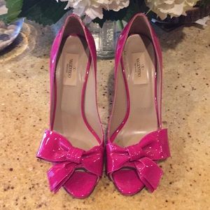 Valentino bow peep toe heels
